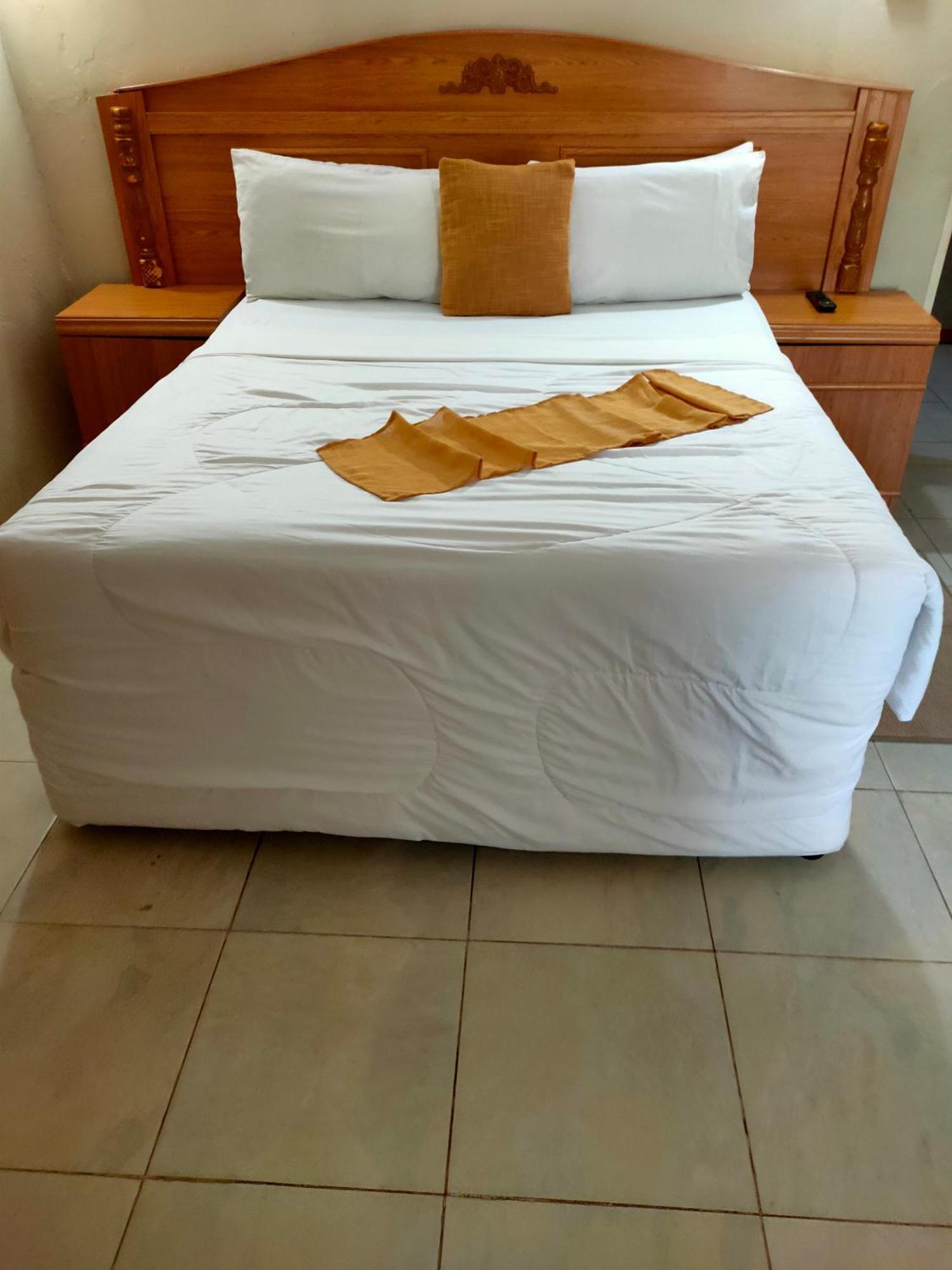 Golden Days Lodge Λίβινγκστον Εξωτερικό φωτογραφία
